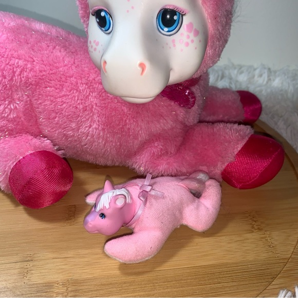 Pony Surprise Pets Unicorn Surprise~ Starburst & 1 Baby Pony Plush Pink Rainbow - Picture 3 of 7
